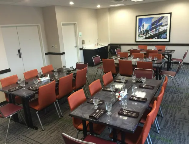 Holiday Inn Greensboro Coliseum by IHG hotel detail image 3