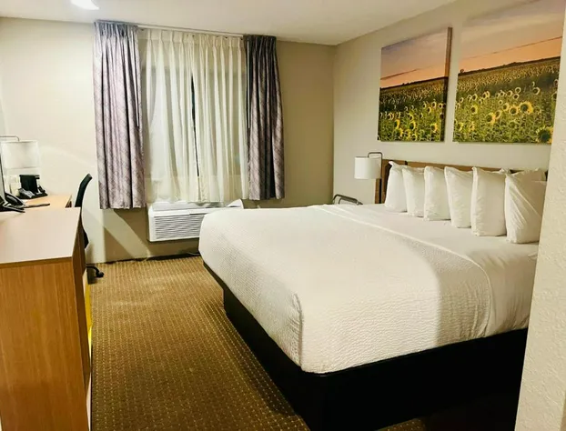 Days Inn by Wyndham Wall hotel detail image 4