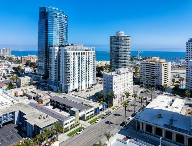 Inn at 50 at Long Beach Convention Center hotel detail image 1