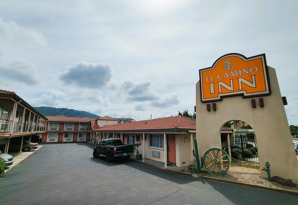 El Camino Inn hotel hero
