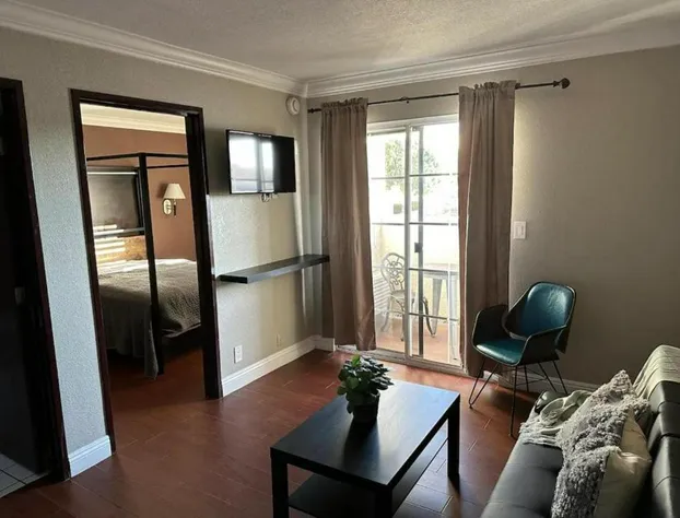 Cabana Inn & Suites hotel detail image 1