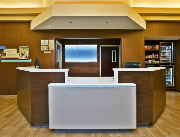 Fairfield Inn and Suites by Marriott Chicago Midway Airport hotel detail image 3