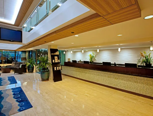 DoubleTree by Hilton Hotel Alana - Waikiki Beach hotel detail image 1