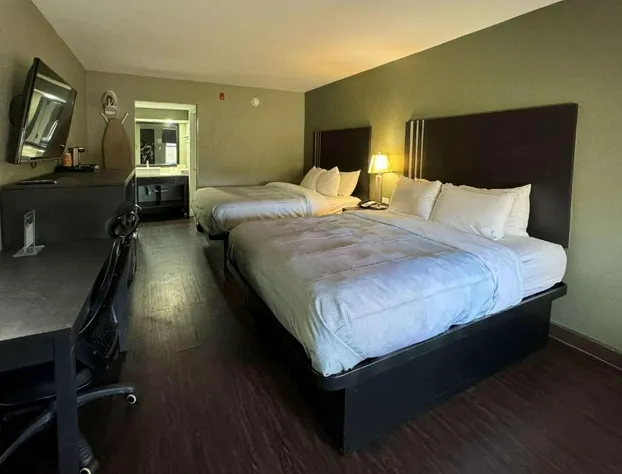 Quality Inn & Suites near Panama City Beach hotel detail image 4