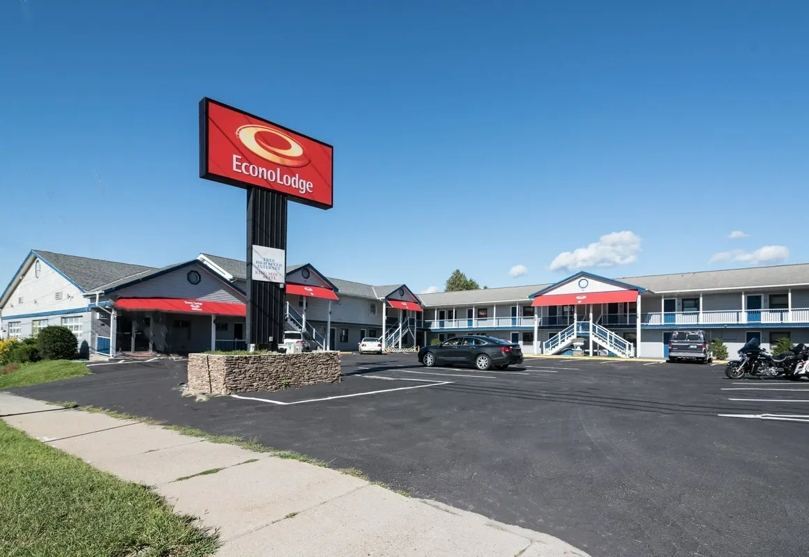 Econo Lodge Rutland hotel hero