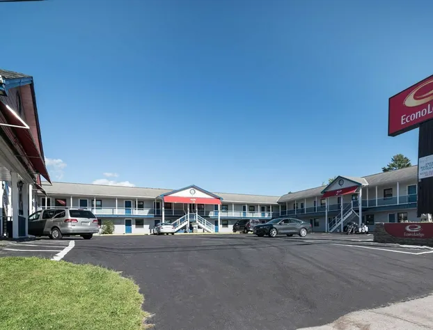 Econo Lodge Rutland hotel detail image 1