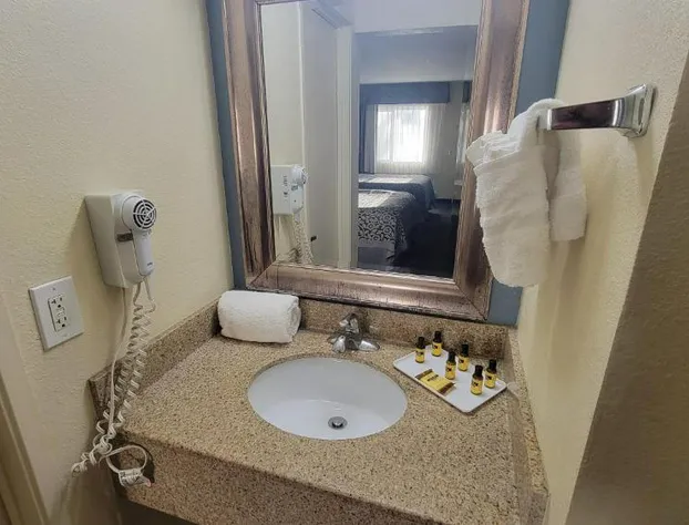 SureStay Hotel by Best Western Chula Vista San Diego Bay hotel detail image 4