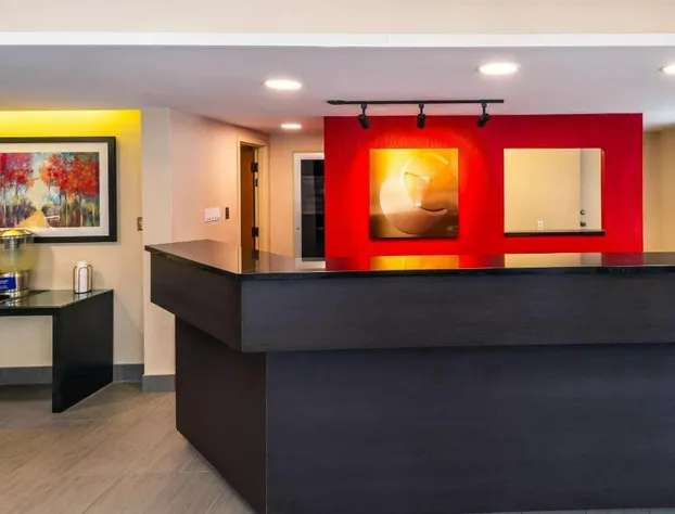 Comfort Inn Laval hotel detail image 1