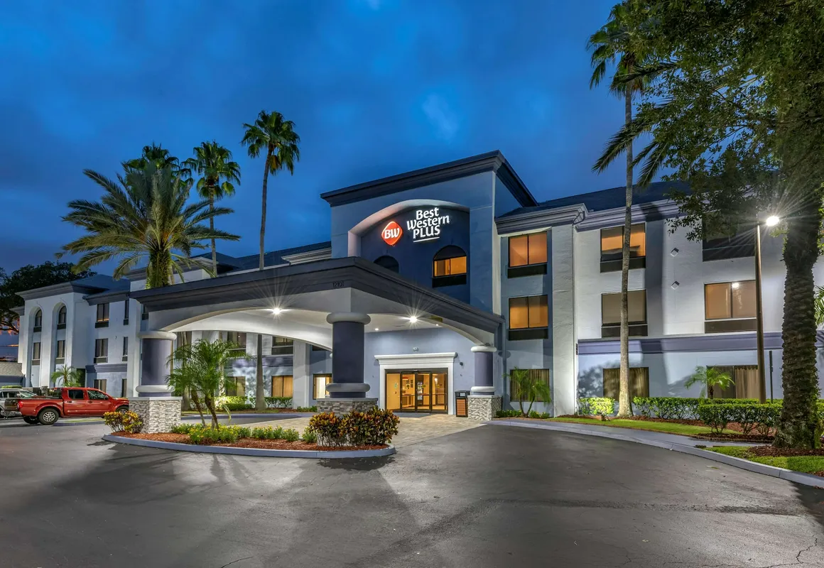 Best Western Plus Orlando East- UCF Area hotel hero