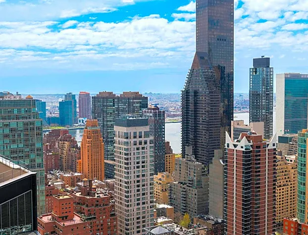 Courtyard New York Manhattan/ Midtown East hotel detail image 2