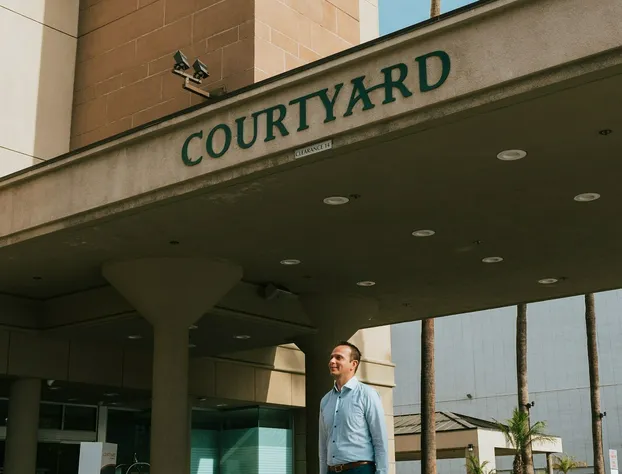 Courtyard by Marriott Los Angeles LAX/Century Boulevard hotel detail image 1