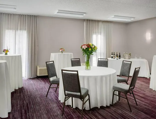 Courtyard Philadelphia Valley Forge/King of Prussia hotel detail image 3