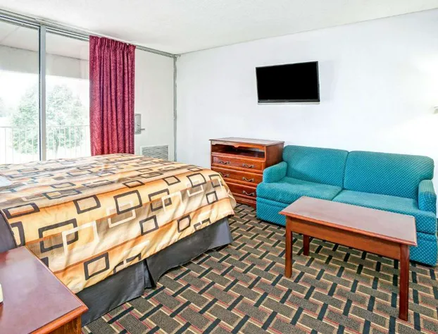 Travelodge by Wyndham Adrian hotel detail image 1