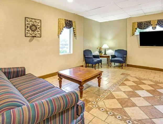 Travelodge by Wyndham Adrian hotel detail image 2