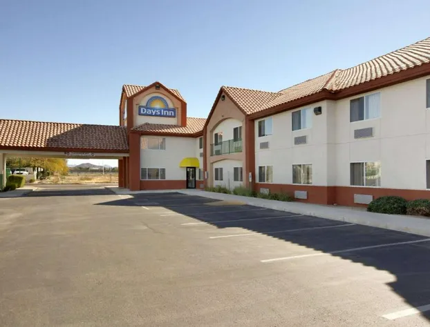 Days Inn by Wyndham Phoenix North hotel detail image 2