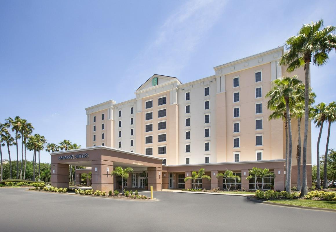 Embassy Suites by Hilton Orlando Airport hotel hero