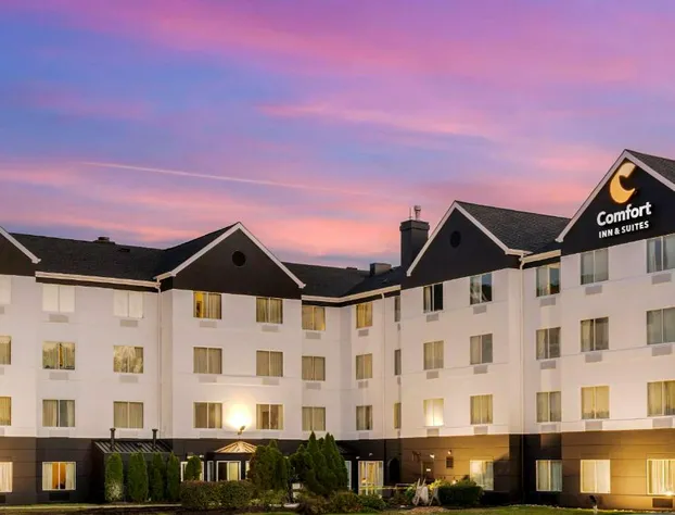 Comfort Inn & Suites Mt. Laurel-Philadelphia hotel detail image 1