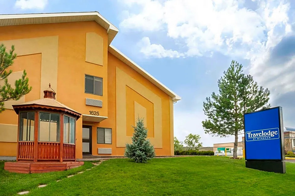 Travelodge by Wyndham Cheyenne hotel hero