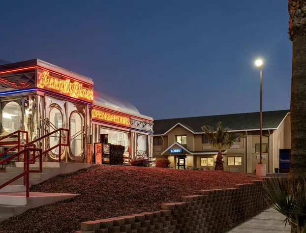 Travelodge by Wyndham Yuma hotel detail image 2