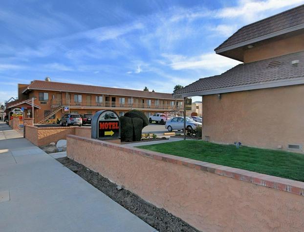 Santa Clarita Motel hotel detail image 1