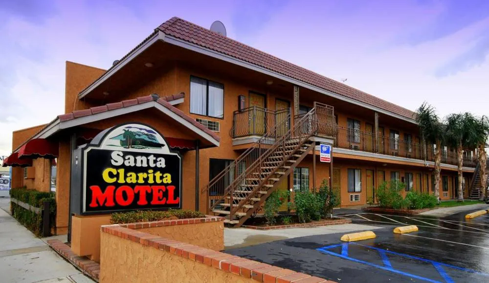 Santa Clarita Motel hotel hero