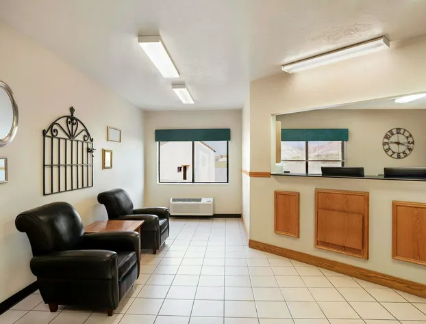 Travelodge by Wyndham Green River WY hotel detail image 2