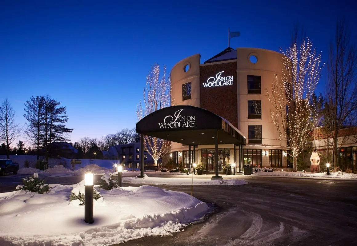 Inn On Woodlake hotel hero