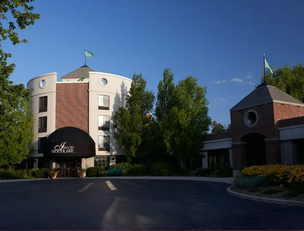 Inn On Woodlake hotel detail image 1