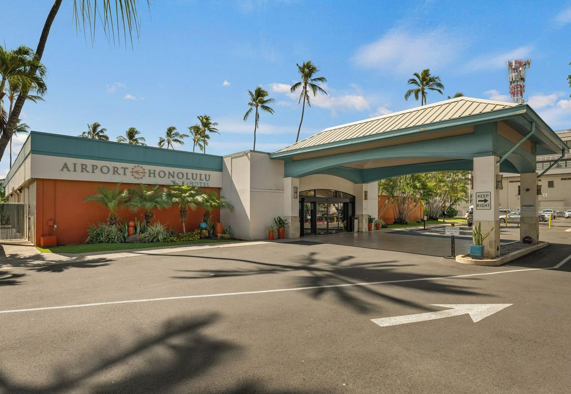 Airport Honolulu Hotel hotel hero