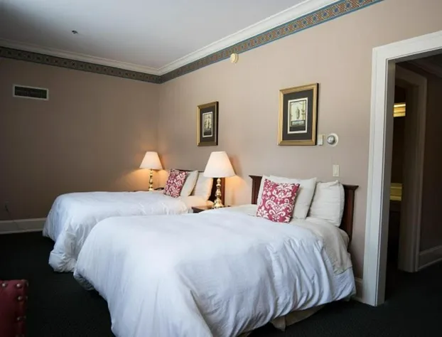 Bertram Inn at Glenmoor hotel detail image 4