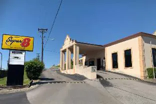 Super 8 by Wyndham Nashville Near Downtown / I-40 hotel detail image 1