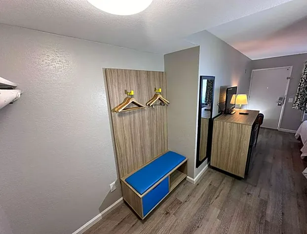 Days Inn by Wyndham San Marcos hotel detail image 2