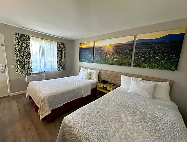 Days Inn by Wyndham San Marcos hotel detail image 4