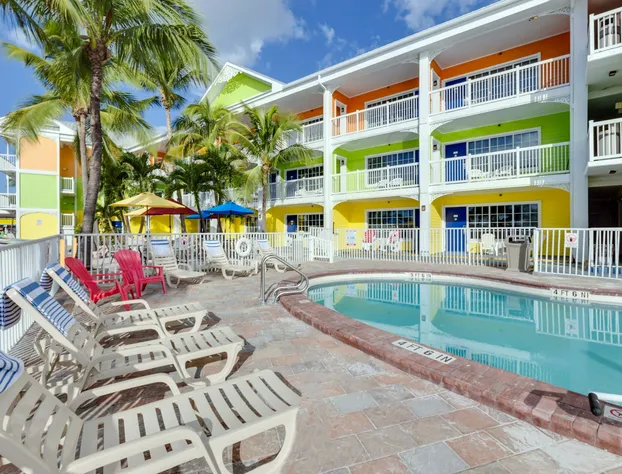 Pierview Hotel and Suites hotel detail image 1