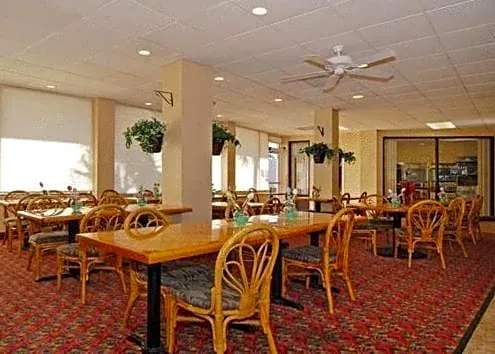 RUSHHH Daytona Beach, Tapestry Collection by Hilton hotel detail image 2