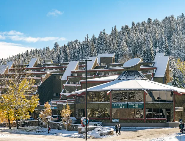 Inns of Banff hotel detail image 2