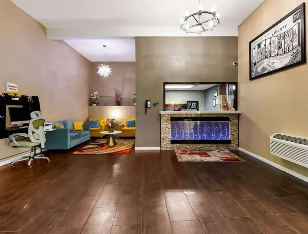 Super 8 Liberty NE Kansas City Area hotel detail image 2