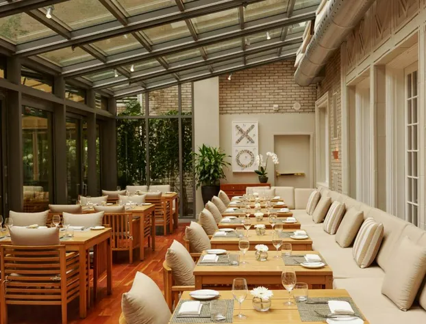 The Ritz-Carlton, Montréal hotel detail image 4