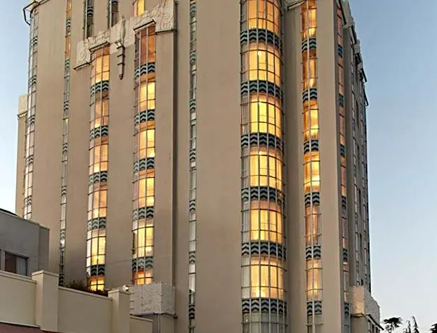 Sunset Tower Hotel hotel detail image 3