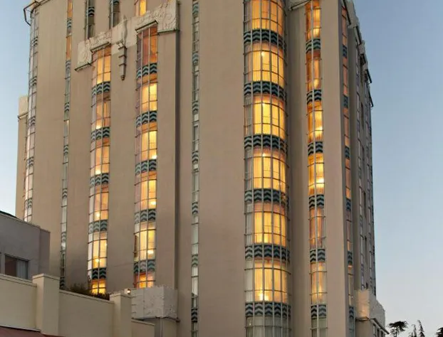 Sunset Tower Hotel hotel detail image 2