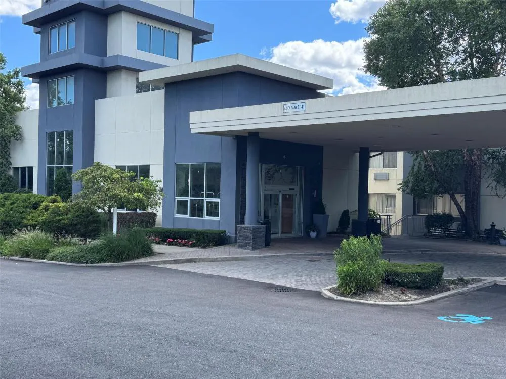 Best Western Premier Plainview-Long Island Hotel hotel hero