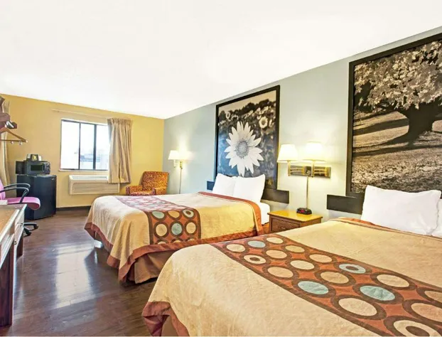 Super 8 by Wyndham Baltimore/Essex Area hotel detail image 4