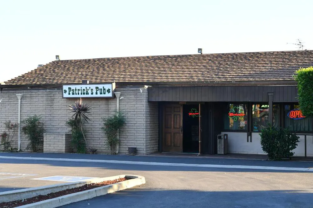 Costa Mesa Inn hotel hero