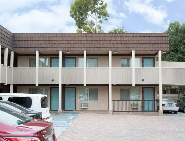 Costa Mesa Inn hotel detail image 2