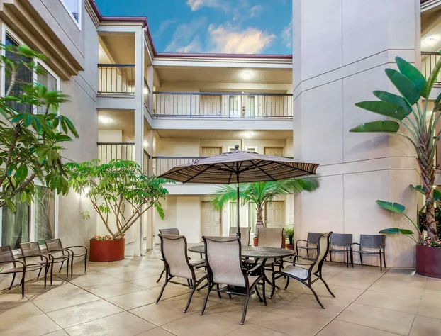 Days Inn by Wyndham Carlsbad hotel detail image 1