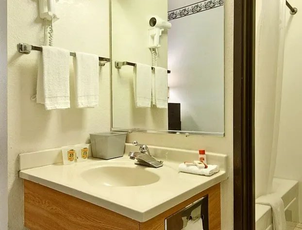 Merryton Inn hotel detail image 4