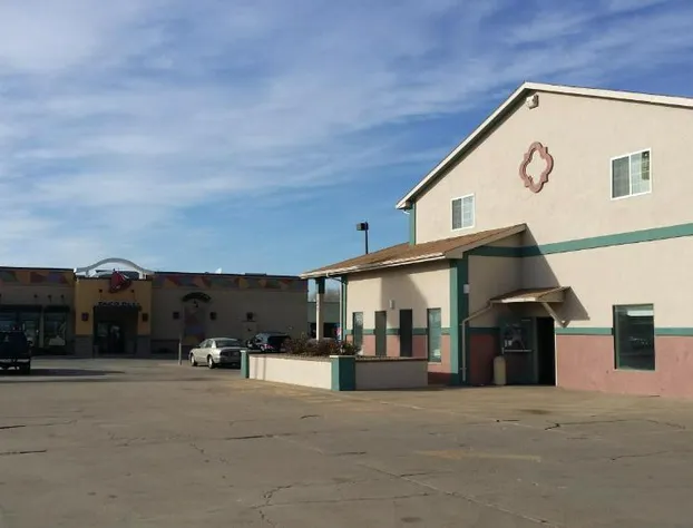 Value Inn & Suites hotel detail image 2