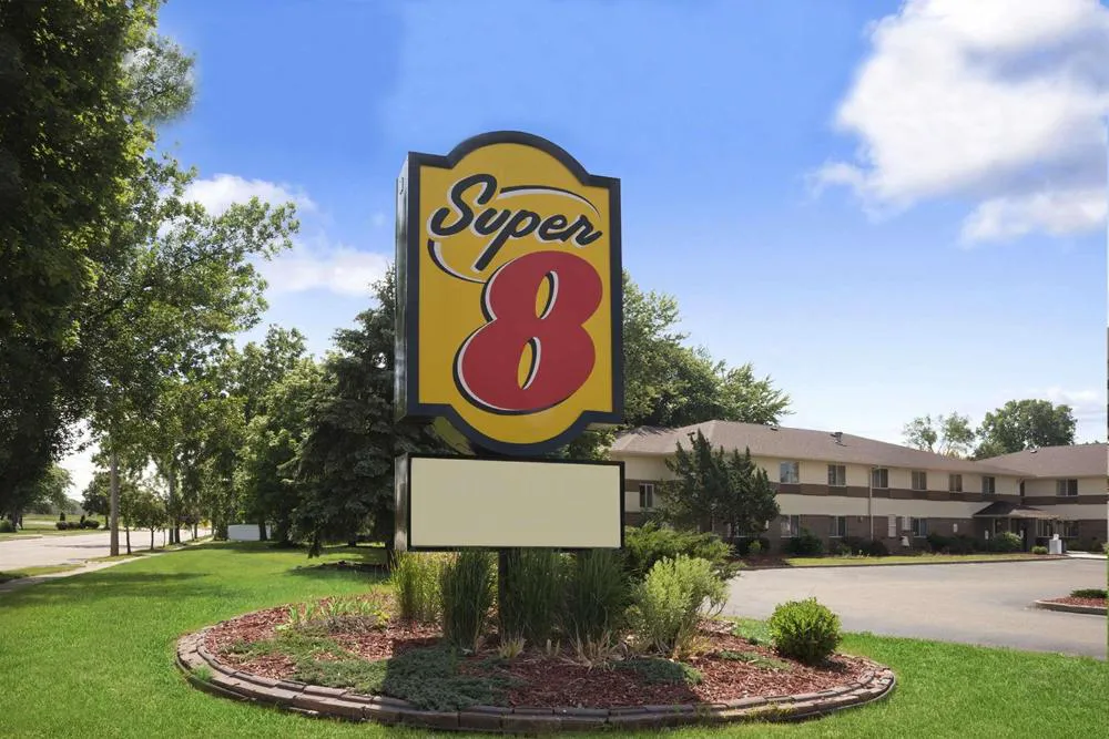 Super 8 by Wyndham Whitewater WI hotel hero