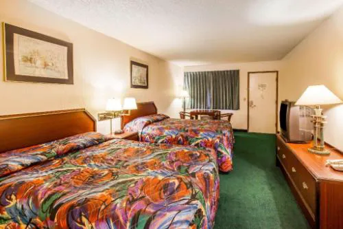 Econo Lodge Everett hotel detail image 2