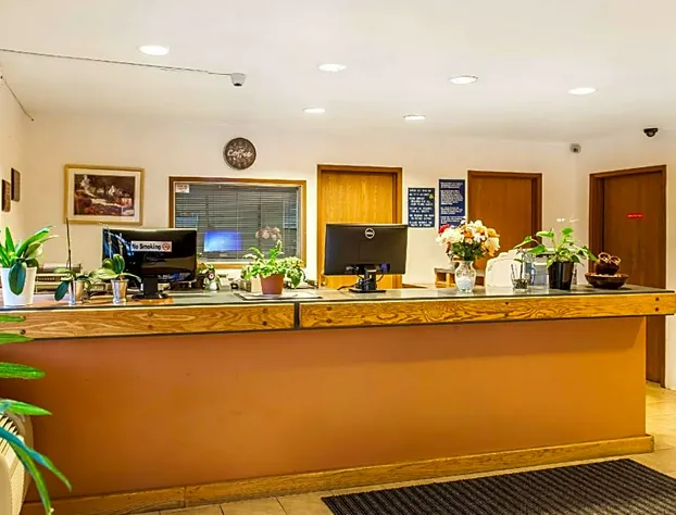 Econo Lodge Everett hotel detail image 2